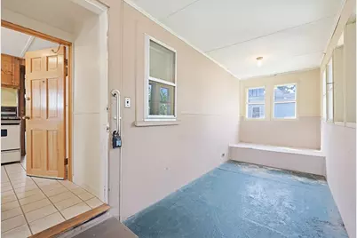 511 Ash St, Brockton, MA 02301 - Photo 9