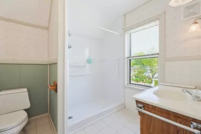 511 Ash St, Brockton, MA 02301 - Photo 33