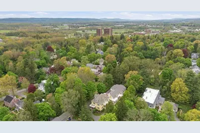 151 Amity St #2, Amherst, MA 01002 - Photo 41