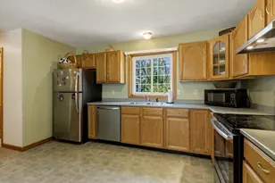 1 Kozera Ave, Hadley, MA 01035 - Photo 5
