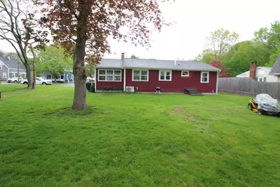 4 Simmons Ave, Whitman, MA 02382 - Photo 3