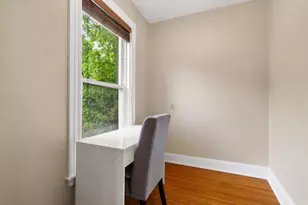 301 Savin Hill Ave, Boston, MA 02125 - Photo 9