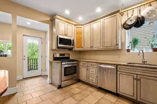 301 Savin Hill Ave, Boston, MA 02125 - Photo 5