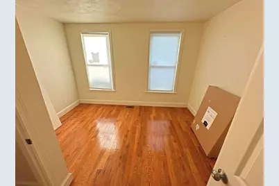 130 W 8th St #1A, Boston, MA 02127 - Photo 7