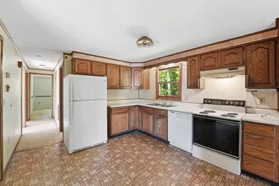 79 Gerrard Ave, East Longmeadow, MA 01028 - Photo 9