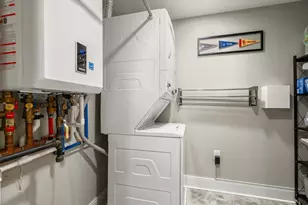 353 Summer, Somerville, MA 02144 - Photo 11