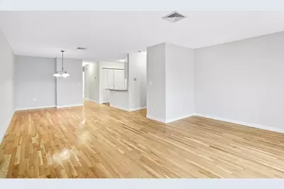 622 Boston Ave #7E, Medford, MA 02155 - Photo 3