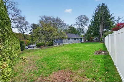 34 Homestead Rd, Lynnfield, MA 01940 - Photo 33