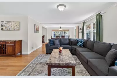 34 Homestead Rd, Lynnfield, MA 01940 - Photo 5