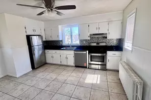 47 Summer St, Medford, MA 02155 - Photo 3