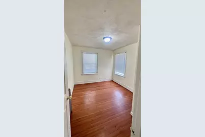 47 Summer St, Medford, MA 02155 - Photo 11