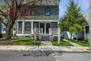 52 Ashland St, Medford, MA 02155 - Photo 39
