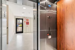 124 Warren St, Boston, MA 02119 - Photo 25