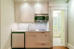8 Garrison St, Boston, MA 02116 - Photo 5