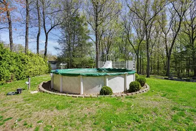 84 Spencer St, Agawam, MA 01001 - Photo 9