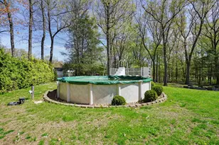 84 Spencer St, Agawam, MA 01001 - Photo 9