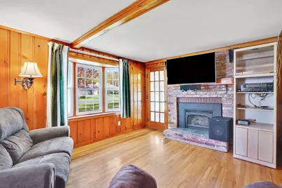 84 Spencer St, Agawam, MA 01001 - Photo 13