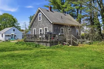 34 Plympton St, New Bedford, MA 02745 - Photo 21