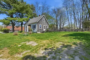 34 Plympton St, New Bedford, MA 02745 - Photo 25