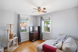 34 Plympton St, New Bedford, MA 02745 - Photo 13