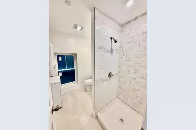 204 Hanover #2R, Boston, MA 02113 - Photo 9