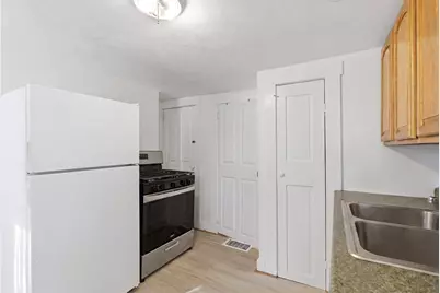 196 Highland St, Taunton, MA 02780 - Photo 19