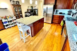 105 Harvey St, Cambridge, MA 02140 - Photo 7