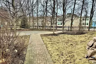 105 Harvey St, Cambridge, MA 02140 - Photo 33