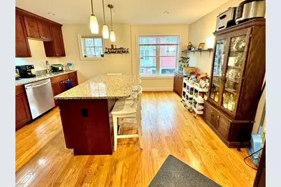105 Harvey St #105, Cambridge, MA 02140 - Photo 9