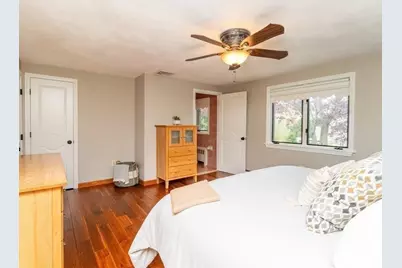 7 Rivers Ln, Stoneham, MA 02180 - Photo 23