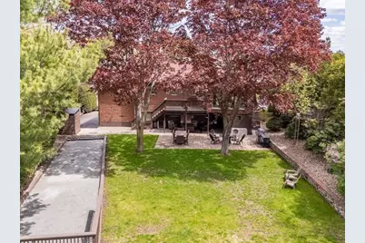 7 Rivers Ln, Stoneham, MA 02180 - Photo 37