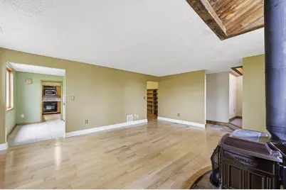 173 Newton St, South Hadley, MA 01075 - Photo 9