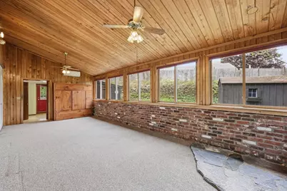 173 Newton St, South Hadley, MA 01075 - Photo 31