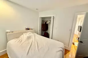 11 Thacher Ct, Boston, MA 02113 - Photo 11