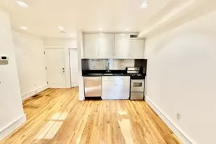 11 Thacher Ct, Boston, MA 02113 - Photo 17