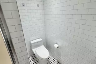11 Thacher Ct, Boston, MA 02113 - Photo 27
