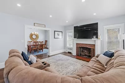 372 Buffinton St, Somerset, MA 02726 - Photo 13