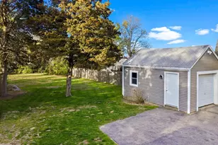 372 Buffinton St, Somerset, MA 02726 - Photo 33
