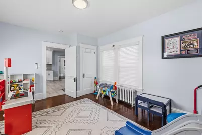 372 Buffinton St, Somerset, MA 02726 - Photo 15