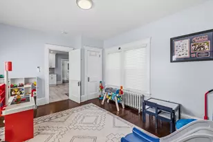 372 Buffinton St, Somerset, MA 02726 - Photo 15