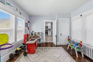 372 Buffinton St, Somerset, MA 02726 - Photo 17
