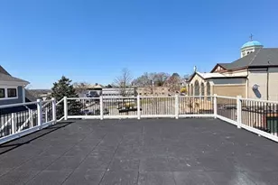 38 Laurel St, Somerville, MA 02143 - Photo 5