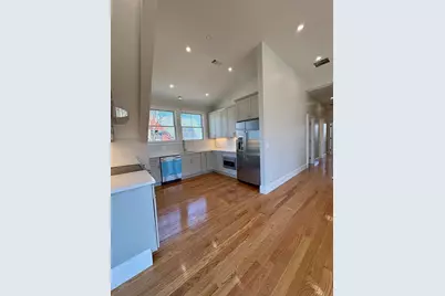 38 Laurel Street #3, Somerville, MA 02143 - Photo 3