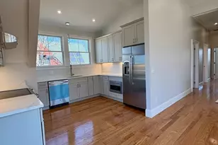 38 Laurel St, Somerville, MA 02143 - Photo 3