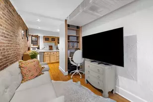 76 Phillips St, Boston, MA 02114 - Photo 3