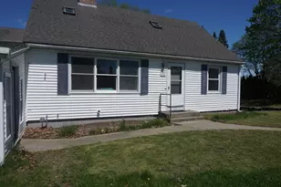 34 Fairview Ave, Groton, MA 01450 - Photo 3