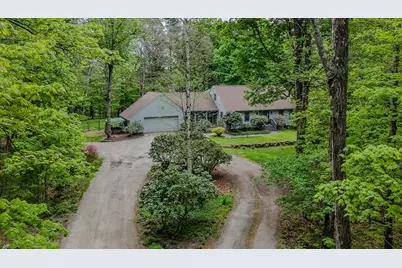 591 Kennedy Road, Northampton, MA 01053 - Photo 3