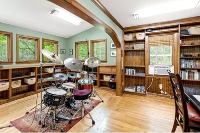 591 Kennedy Road, Northampton, MA 01053 - Photo 23