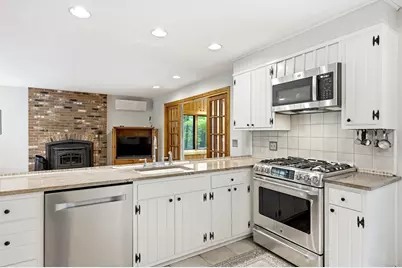 591 Kennedy Road, Northampton, MA 01053 - Photo 13