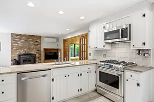 591 Kennedy Rd, Northampton, MA 01053 - Photo 13